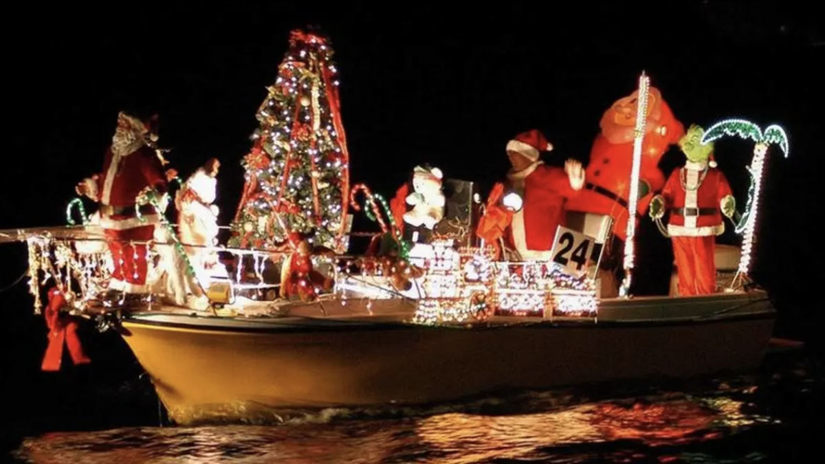 Treasure Island Lighted Boat Parade